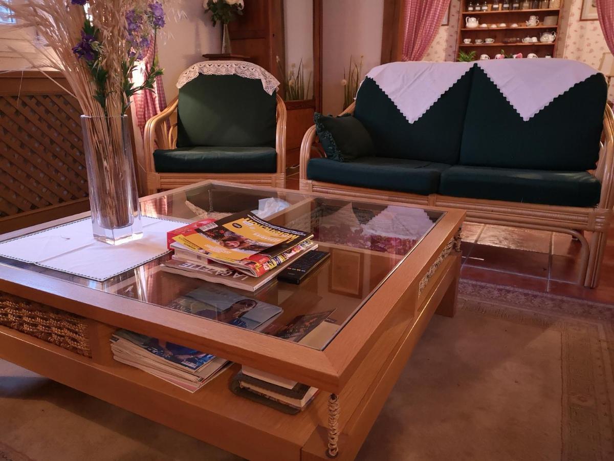 La Roseliere Maison Plain Pied Confortable Belle Decoration Jardin Magnifique 10 Mn A Pied Centre Ville Bayeux Proche Plages Du Debarquement Екстер'єр фото